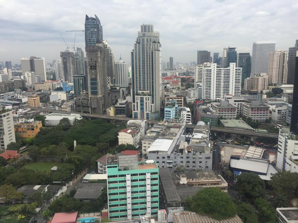 Big Orange Localstay At Siam Bangkok Buitenkant foto