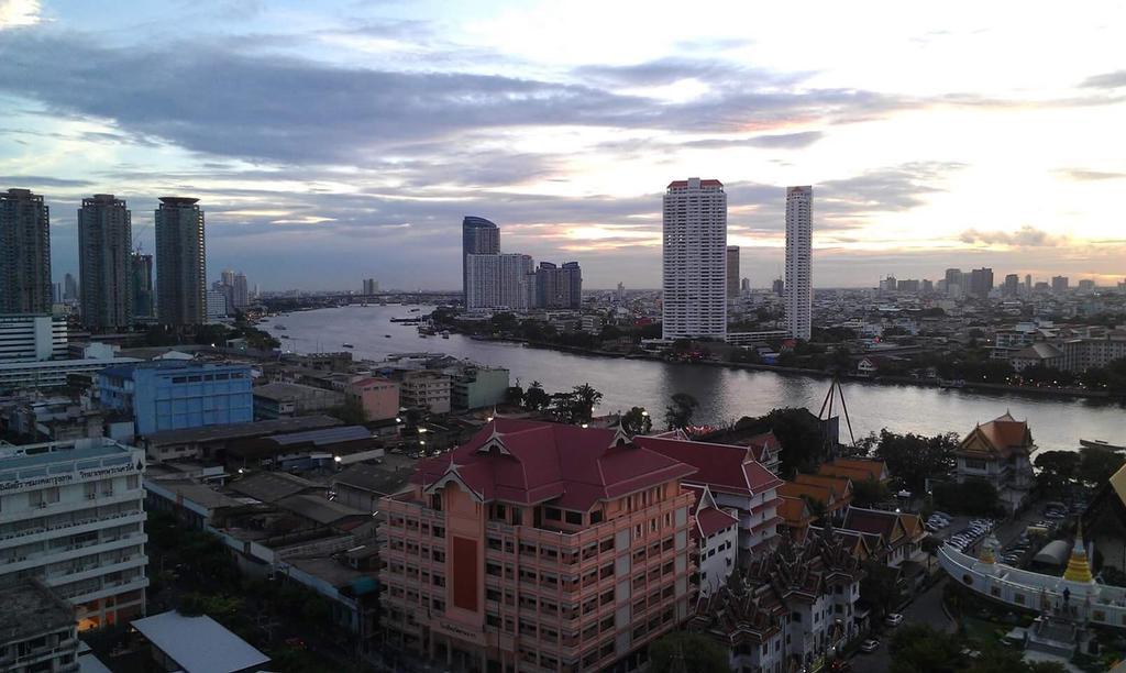 Big Orange Localstay At Siam Bangkok Buitenkant foto