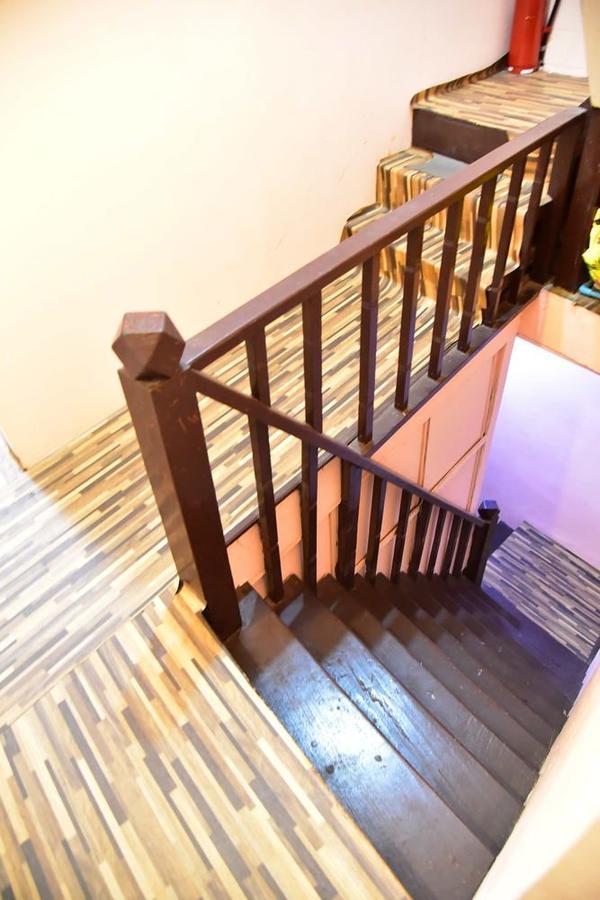 Big Orange Localstay At Siam Bangkok Buitenkant foto